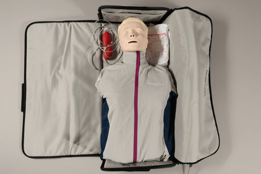 Mannequin adulte Laerdal Resusci Anne First Aid torse avec sac pour formation premiers secours - Nova Incendie